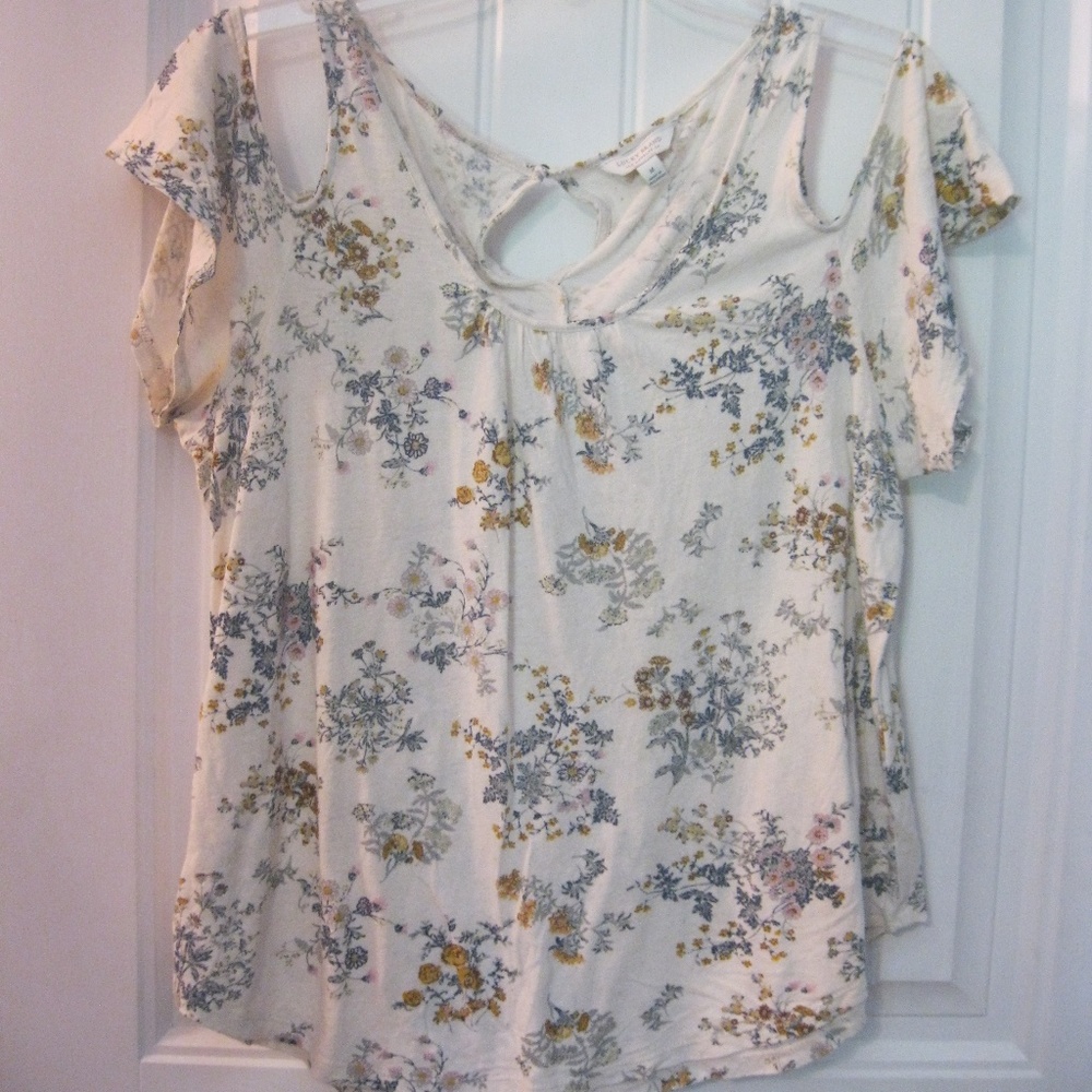 Lucky Brand Cold Shoulder Floral Top Medium